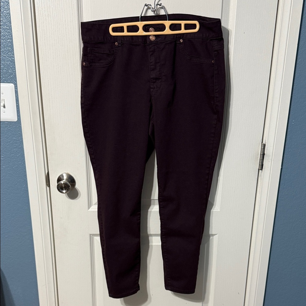 Maurice’s Dark Purple Skinny Jeans 16w Short